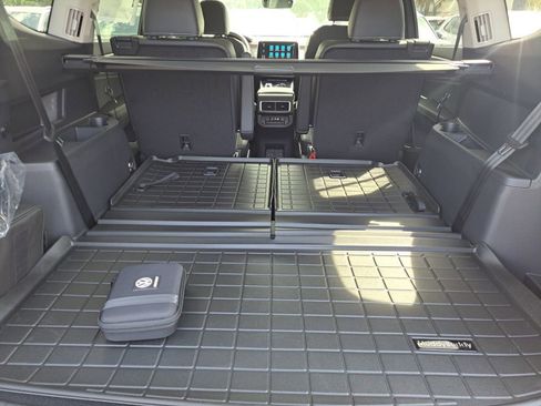 New 2026 Volkswagen Atlas SE image 29