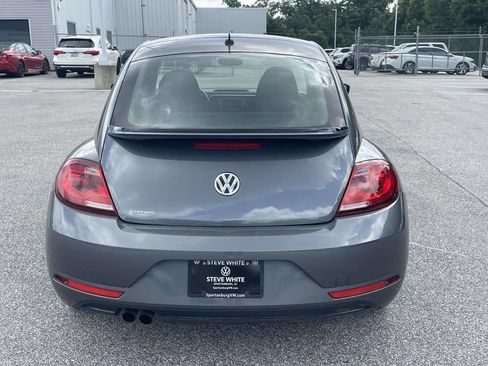 Used 2018 Volkswagen Beetle 2.0T S FWD image 6