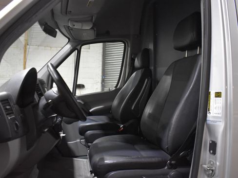 Used 2017 Mercedes-Benz Sprinter 3500 image 9