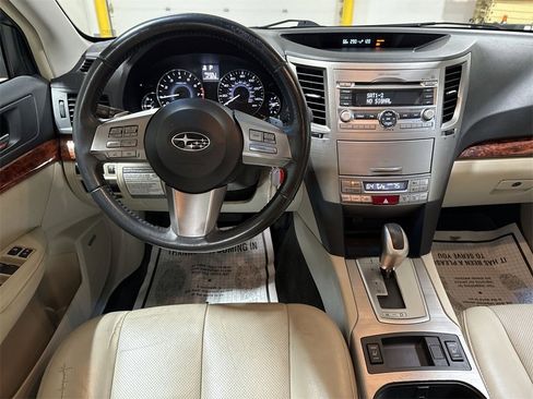 Used 2011 Subaru Outback 2.5i Limited w/ PWR Moonroof Pkg image 19
