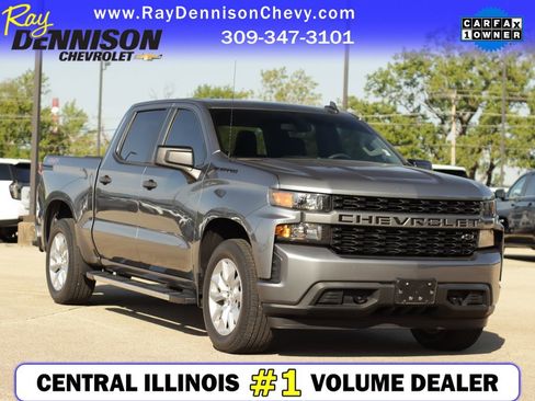 Used 2020 Chevrolet Silverado 1500 Custom w/ Custom Value Package AWD/4WD image 1