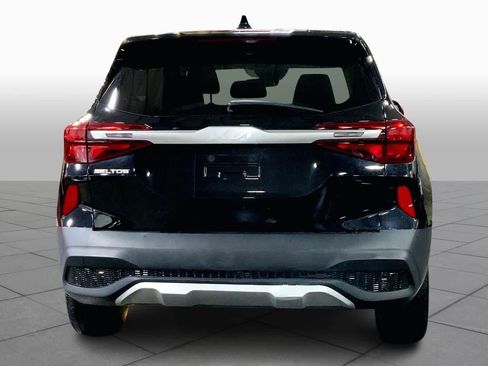 Used 2023 Kia Seltos LX image 5