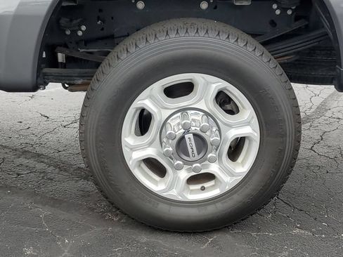 Used 2025 Ford F350 XLT AWD/4WD image 8