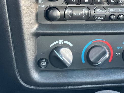 Used 2002 Chevrolet Camaro Z28 w/ SS Performance/Appearance Pkg image 26