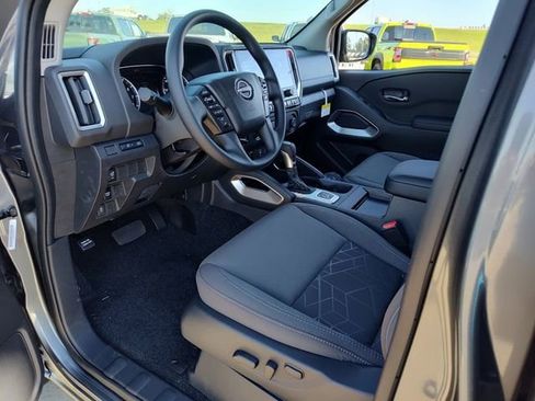 New 2026 Nissan Frontier SV w/ Tow Package image 2