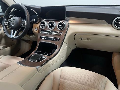 Used 2022 Mercedes-Benz GLC 300 4MATIC image 28