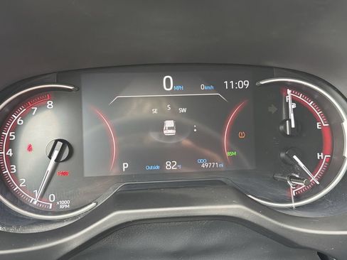 Used 2024 Toyota RAV4 Adventure AWD/4WD image 10