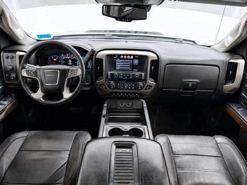 Used 2017 GMC Sierra 2500 Denali w/ Duramax Plus Package AWD/4WD image 13