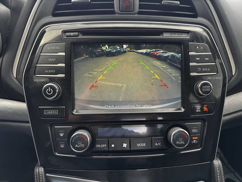 Used 2018 Nissan Maxima 3.5 SV image 14