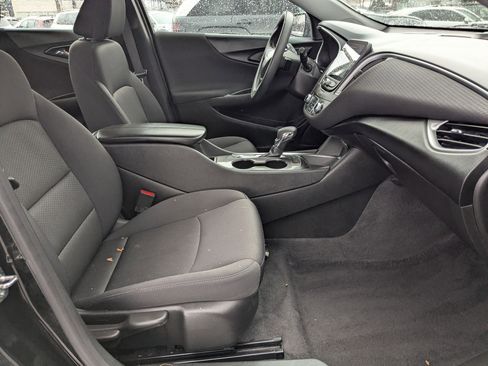 Used 2024 Chevrolet Malibu LT image 31