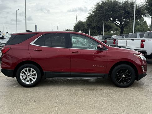 Used 2018 Chevrolet Equinox LT AWD/4WD image 3