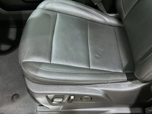 Used 2025 GMC Sierra 1500 SLT AWD/4WD image 20