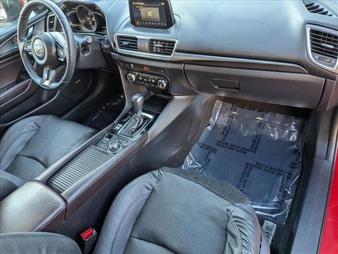 Used 2018 MAZDA MAZDA3 Grand Touring w/ Premium Equipment Package image 22