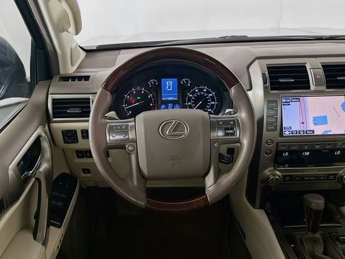 Used 2014 Lexus GX 460 Luxury image 18