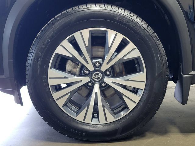 Used 2021 Nissan Rogue SV AWD/4WD image 10