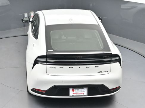 Certified 2024 Toyota Prius Prime XSE image 36