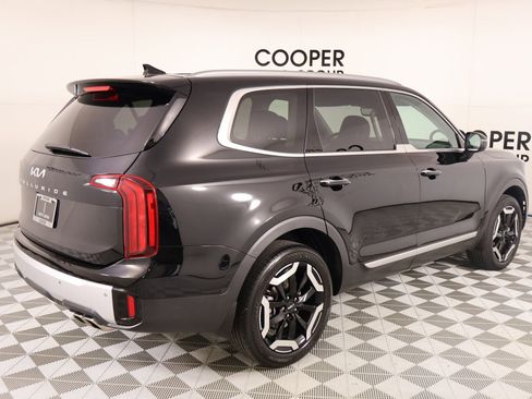 Used 2024 Kia Telluride S FWD image 22