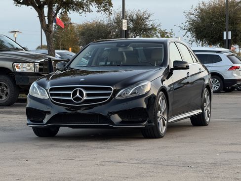 Used 2016 Mercedes-Benz E 350 Sedan w/ Premium Package image 5