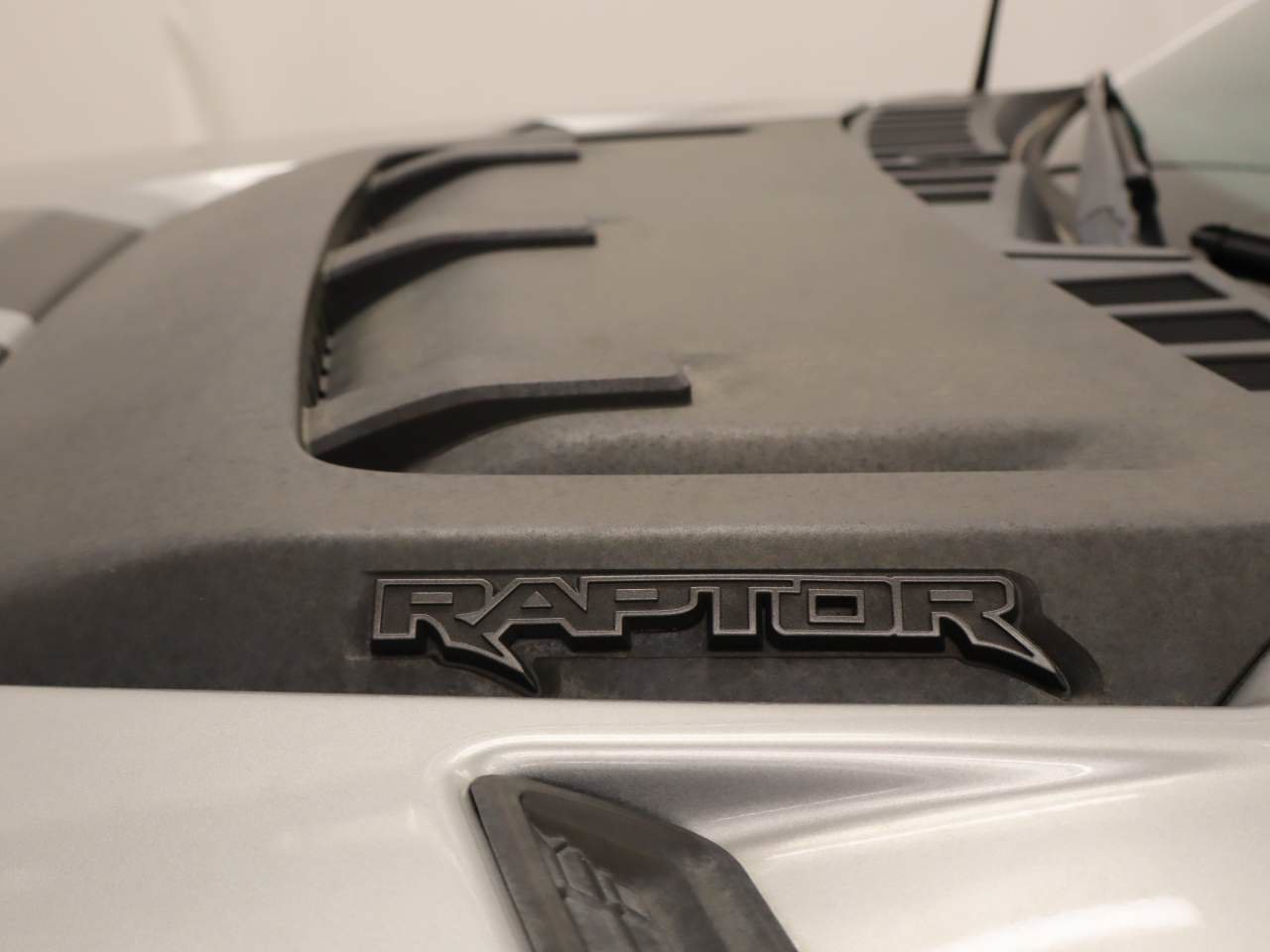 Used 2022 Ford F150 Raptor w/ Equipment Group 801A High AWD/4WD image 21
