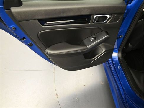 Certified 2024 Honda Civic Touring image 32