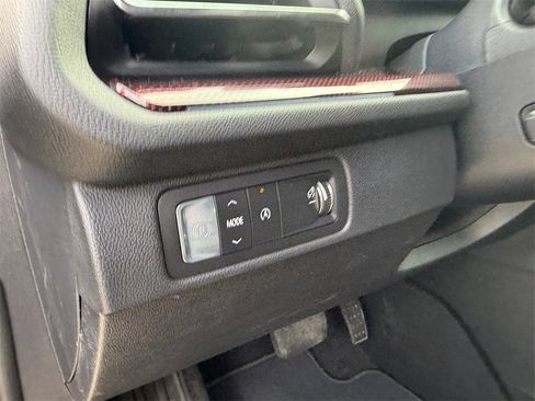 Used 2026 Chevrolet Traverse RS image 17