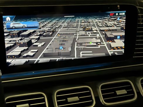 New 2026 Mercedes-Benz GLS 450 4MATIC image 19
