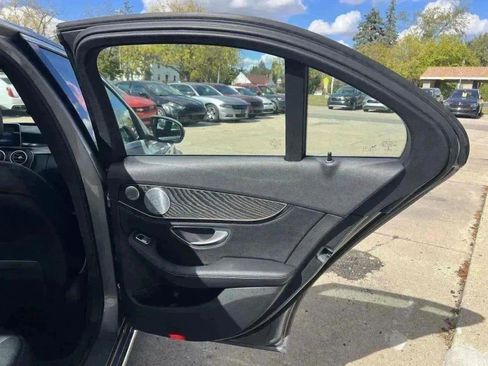 Used 2015 Mercedes-Benz C 300 4MATIC Sedan image 26