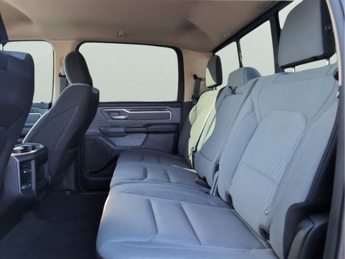 Used 2019 RAM 1500 Big Horn image 32