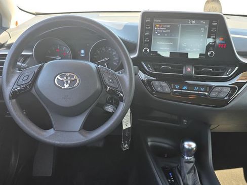 Used 2021 Toyota C-HR LE FWD image 12
