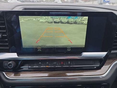 Used 2022 Chevrolet Silverado 1500 LT image 15