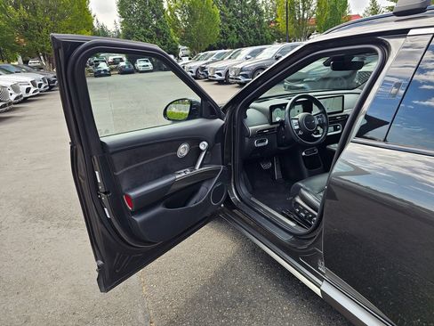 Certified 2023 Genesis GV60 Performance AWD/4WD image 20