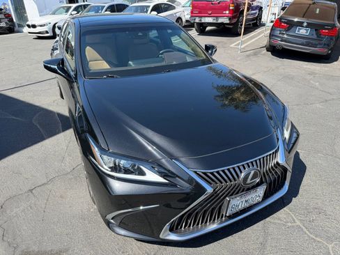 Used 2019 Lexus ES 350 w/ Accessory Package 2 FWD image 15