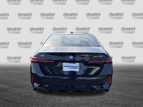Used 2024 BMW i5 eDrive40i w/ M Sport Package RWD image 9