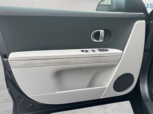 Used 2023 Hyundai Ioniq 5 SEL w/ Cargo Package image 13