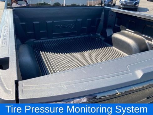 Certified 2025 Chevrolet Silverado 1500 LT image 19