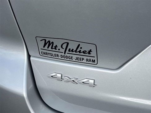 New 2025 Jeep Grand Cherokee Laredo w/ Luxury Tech Group I image 14