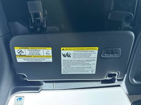 Certified 2025 Ford Bronco Outer Banks AWD/4WD image 31