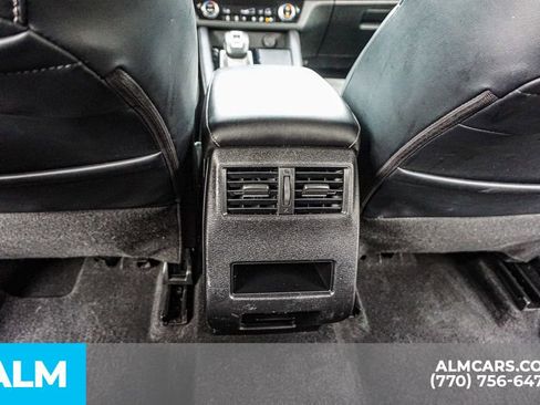 Used 2023 Mitsubishi Outlander SE image 35