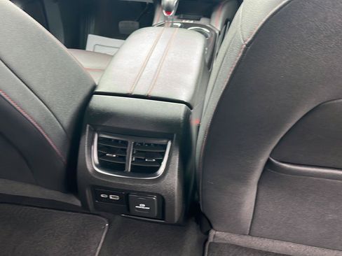 Used 2024 Chevrolet Blazer RS FWD image 27