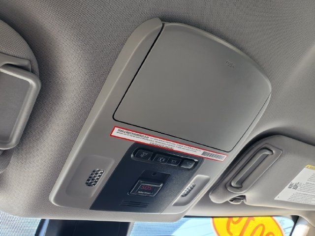 Certified 2019 Toyota Camry XSE FWD image 28