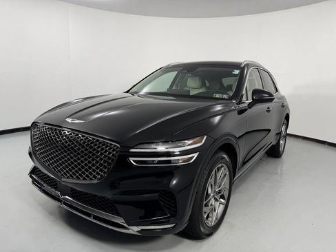 Used 2024 Genesis GV70 2.5T w/ Advanced Package AWD/4WD image 3