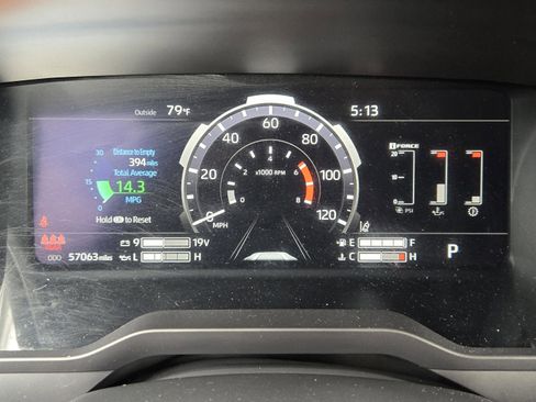 Used 2023 Toyota Tundra Platinum AWD/4WD image 11