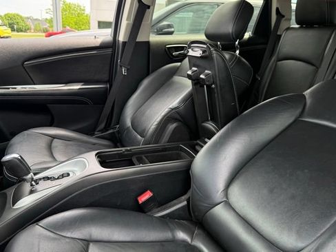 Used 2013 Dodge Journey Crew w/ Driver Convenience Group FWD image 29