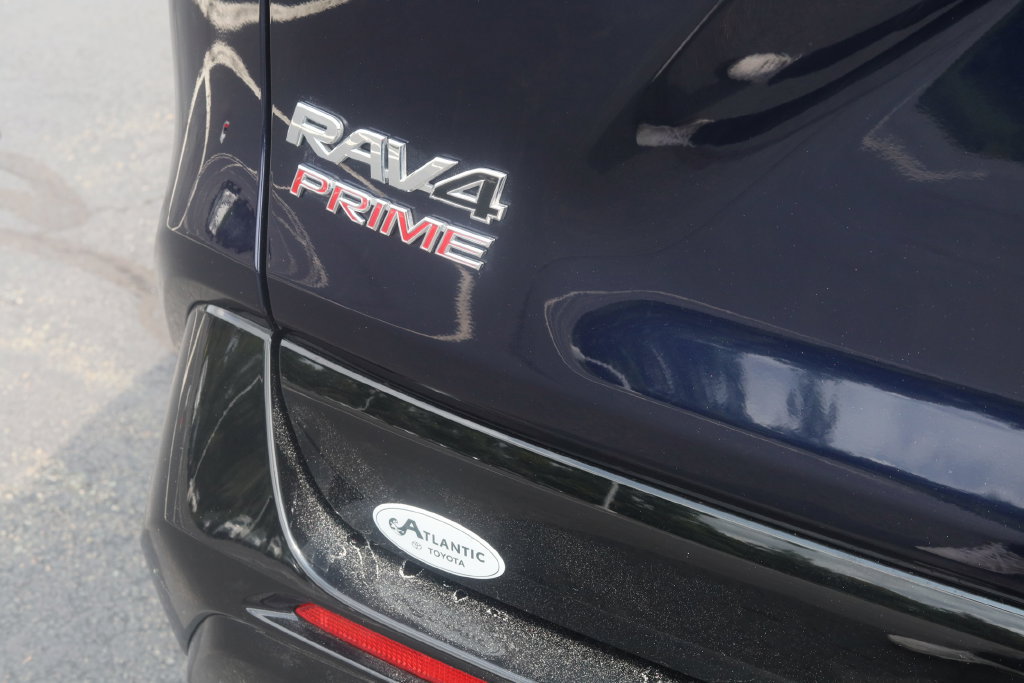 Used 2024 Toyota RAV4 SE AWD/4WD image 16