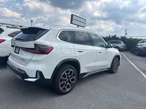 Used 2024 BMW X1 xDrive28i w/ Premium Package AWD/4WD image 5