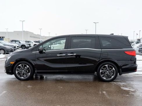 Used 2023 Honda Odyssey Elite image 4