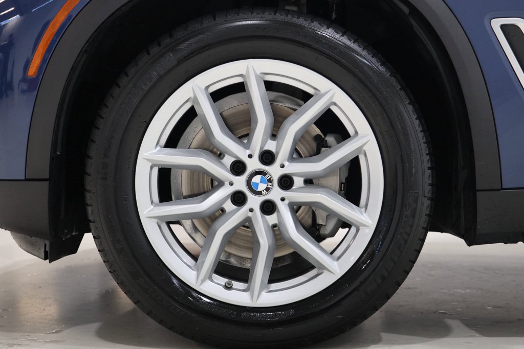 Used 2020 BMW X5 xDrive40i w/ Convenience Package AWD/4WD image 11