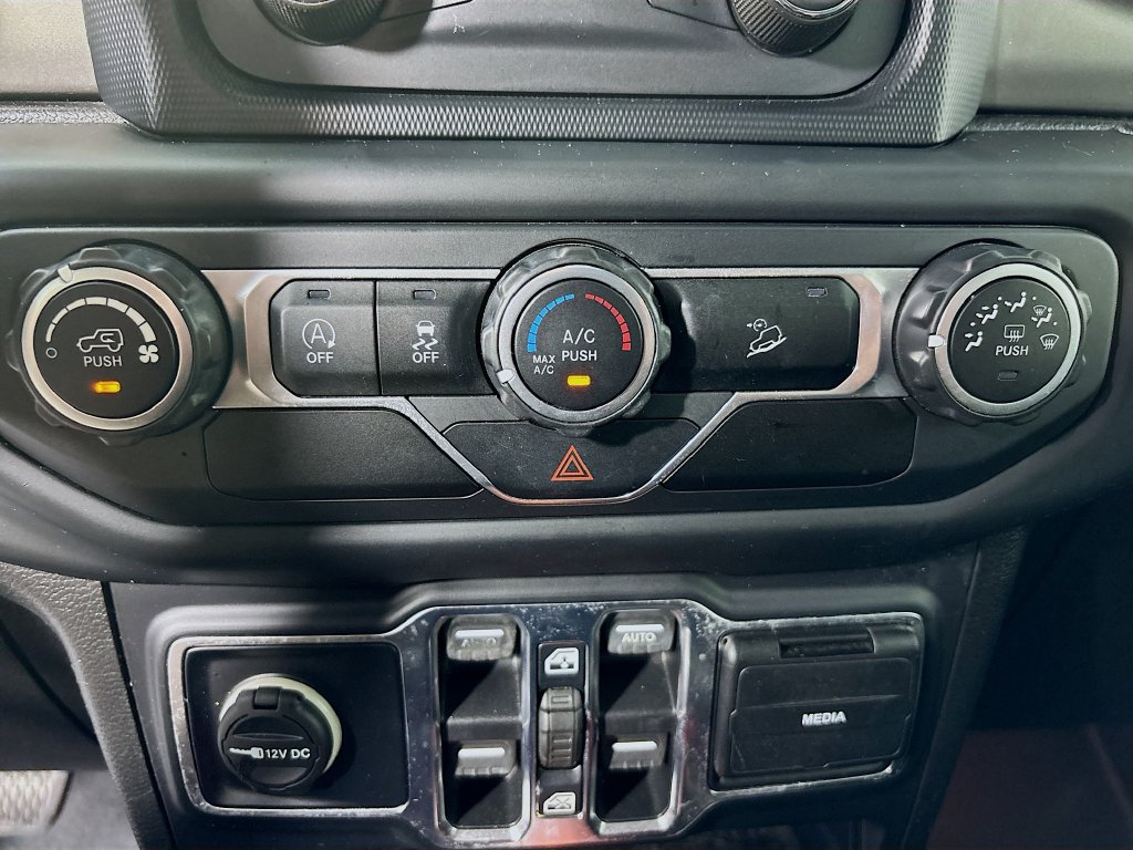 Used 2019 Jeep Wrangler Unlimited Sport S AWD/4WD image 16