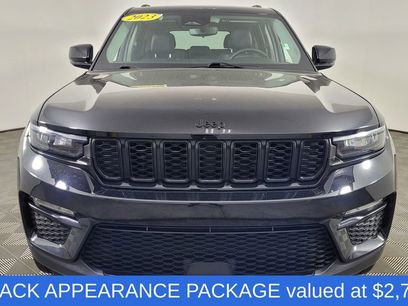 Used 2023 Jeep Grand Cherokee Limited w/ Black Appearance Package