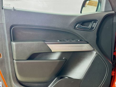 Used 2019 Chevrolet Colorado ZR2 image 11